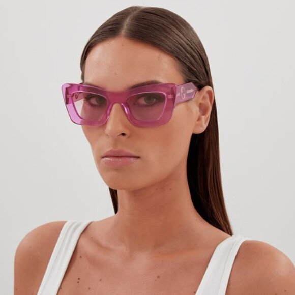 Gucci Women Sunglasses Trans Pink Orange Violet Grad Butterfly GG1552S 003 NEW